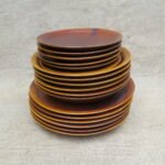 Ceramic dinner plate set - brown