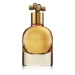 Сверкающий Bottega Veneta Knot Eau de Parfum является синонимом утонченной, непринужденной элегантности, а его аромат мгновенно унесет вас на солнечное итальянское побережье.