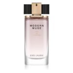 Estée Lauder Modern Muse Современная Muse Eau de Parfum отдает дань уважения природной красоте, женственности и элегантности. Он прекрасно подчеркивает ваш естественный шарм и расслабленную утонченность.
