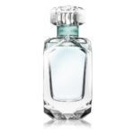 Женская вода Tiffany & Co. Eau de Parfum - воплощение всего, что представляет роскошный ювелирный бренд Tiffany & Co., - безупречный вкус, неподвластный времени и неброская утонченная элегантность.