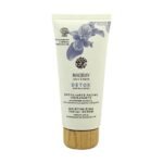 Facial peeling gives the skin a fresh look.