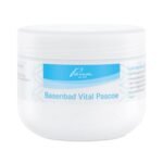 Mineral base bath with natural mountain salt