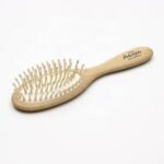 The brush is made of beech and maple.