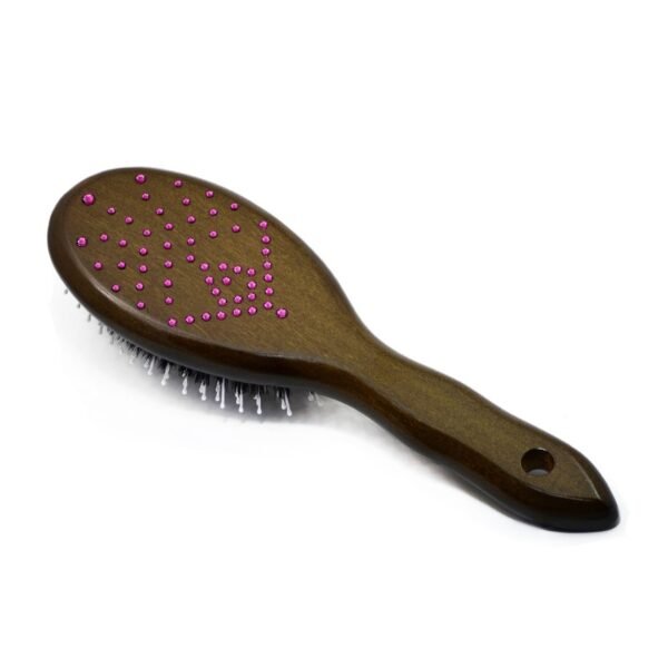 Расческа "Signal Fuchsia" из чистой кабановой щетины, изготовленная из SWAROVSKI® ELEMENTS, идеально подходит для всех типов волос.