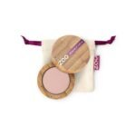 You can use eyeshadow with a silky matte texture for daytime and evening makeup.