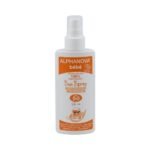 The nanoparticle-free tanning lotion protects baby's delicate skin from sunburn thanks to its high protective filter and does not leave a white film on it.