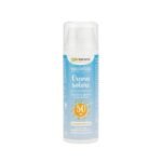 Protective cream SPF 50 with mineral UV filters without nanoparticles will protect your skin from UVA and UVB radiation.