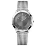 The Calvin Klein XL Minimally Analog Stainless Steel K3 M21124 men's wristwatch. Feingliedrigem's silver design, stainless steel case, bracelet and anthracite dial combine classic and modern aesthetic styles.