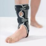 Solid ankle orthosis, rigid pads allow good stability against supination and pronation movements.