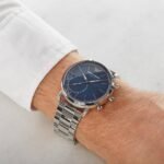 ГИБРИДНЫЕ СПОРТИВНЫЕ ЧАСЫ EMPORIO ARMANI CONNECTED ART3028. В качестве удобного аксессуара для смартфона ART 3028 информирует вас о входящих звонках и сообщениях.