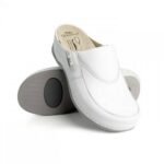 FC10 medical footwear is one of the latest models.
