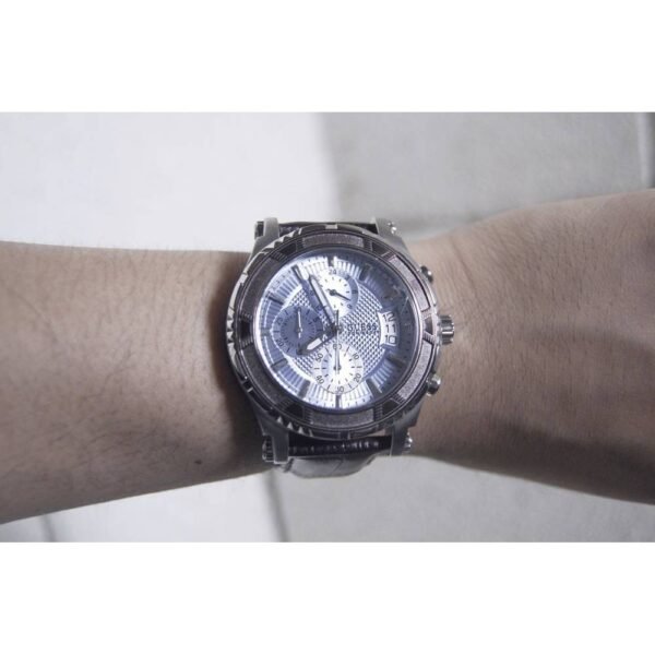 GUESS W0673G1 MEN'S WATCH MADE OF ANALOG QUARTZ SKIN. Stainless steel case, brown leather bracelet.