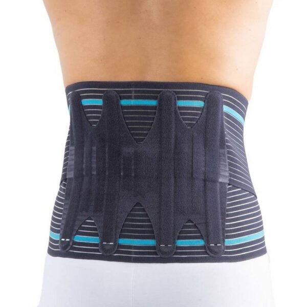 Breathable lumbar belt with flexible metal reinforcements and cross Velcro fastening.