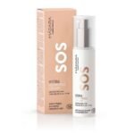 MÁDARA SOS moisturizing cream relieves dry skin of tension, actively soothes it and locks the necessary moisture in it. In addition, the moisturizer is enriched with a number of antioxidants and vitamins from Nordic berries and fruits. This protects dry dehydrated skin from the signs of aging and the formation of dry scales and irritation.