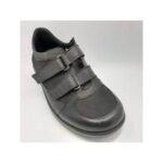 Comfortable women's low shoes for wider legs of the popular Czech brand Peon.