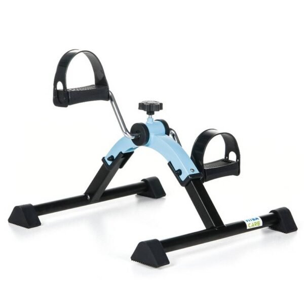 Pedal trainer for rehabilitation of the lower limbs with continuous adjustment of resistance.