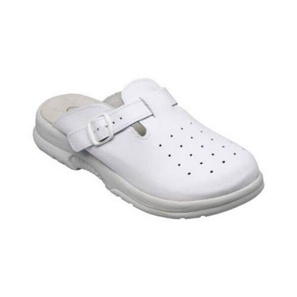 The popular brand of Czech certified Santé medical footwear is characterized by high quality and at the same time practicality. Most models have an adjustable width and therefore adapt to wider legs.
