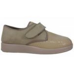The German brand Varomed offers high-quality therapeutic footwear and footwear for wide and sensitive feet.