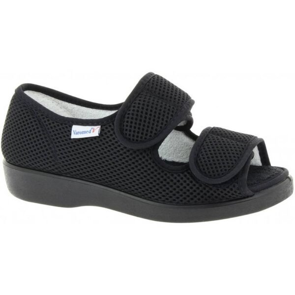 The German brand Varomed offers high-quality therapeutic footwear and footwear for wide and sensitive feet.