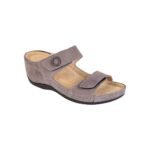 Medical slippers from the Buxa ANATOMIC series are made exclusively of soft leather of Polish origin.