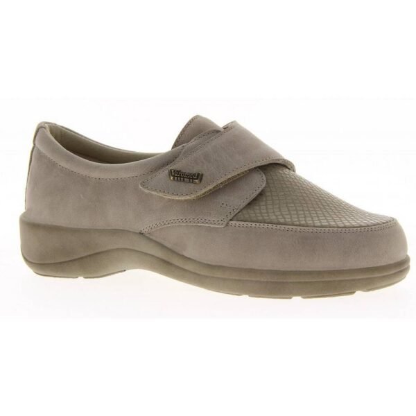 The German brand Varomed offers high-quality therapeutic footwear and footwear for wide and sensitive feet.