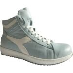 Women's very stylish sneakers with an interesting pattern from the Looke brand. The upper part is made of first-class leather. The rubber sole and comfortable insole guarantee cotton-like comfort.