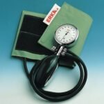 Aneroid blood pressure monitor