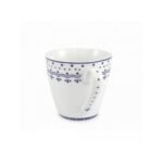 Porcelain mug with a volume of 0.30 l in a modern Hyggeline style.