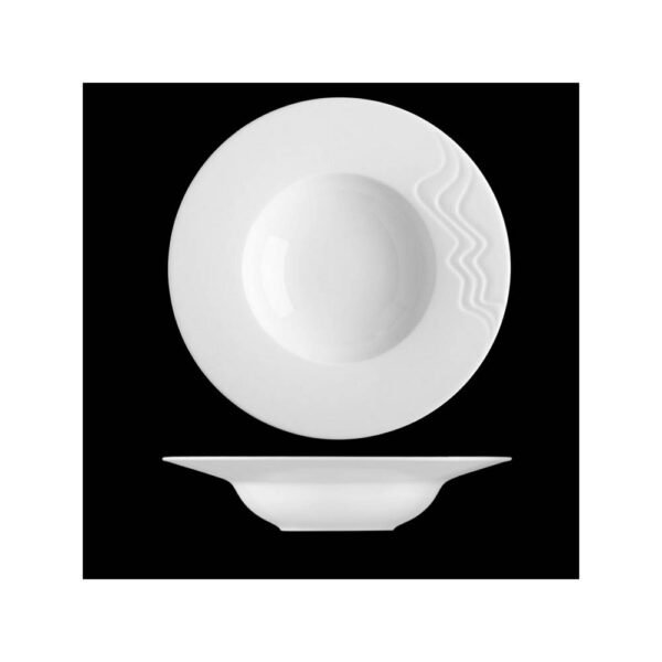 You will appreciate a deep plate from a Czech manufacturer of first-class quality with a wide banner, both when serving soups and when making pasta or risotto.