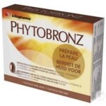 ARKOPHARMA Phytobronz sublimates the complexion before, during and after a stay in the sun. Its components, of natural origin, have been selected so that your skin radiates beauty.