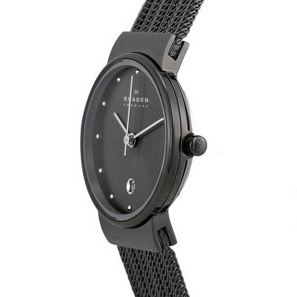 skagen 355sm1 Skagen 355cm1 women's watch. A narrow stainless steel case with anthracite strap, certified tempered mineral glass.