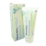 Summer is a period conducive to the inconvenience of heavy legs accentuated by the heat. Hirucremprotect Heavy Legs Bayer Cream 100g is a treatment aimed at relieving and protecting heavy legs.