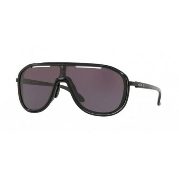 OAKLEY OO 4133 OUTPACE 413301 sunglasses. High quality materials.