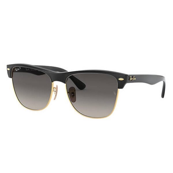 POINTS RAY-BAN RB 4175 877. The surface of the lenses has been enlarged and the metal jumper has been replaced with a plastic-facing side.