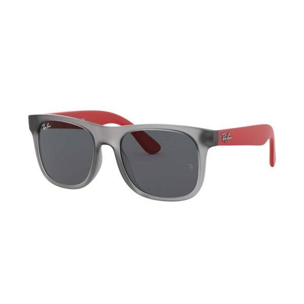 Ray-Ban RB9069S-705987 sunglasses. Organic lenses, they do not break when falling.