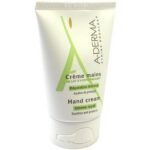 For intensive Regeneration of damaged skin.