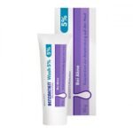 Frees pores and reduces excess sebum