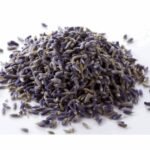 Natural salt from the Dead Sea softens and smoothes the skin.