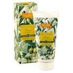 Shampoo in a package of 200ml.