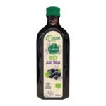 ZIELNIK DOZ BIO Aronia juice is a foodstuff containing 99.97% juice from organically grown aronia fruits, not from concentrate. Additionally, it contains ecological acerola juice concentrate. Juice is a natural product, therefore the color, smell and taste of each batch may slightly differ.
