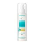 A vitamin oil for removing make-up from the face, eyes and lips. A light oil for removing make-up, which perfectly balances effective cleansing of the skin with hydration and relief. It provides dry and dry skin with essential vitamins and lipid components, and oily skin helps to effectively remove makeup and impurities from the so-called "Pores" of the skin. It leaves the skin clean, fresh and moisturized.