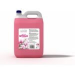 Liquid soap with neutral pH, enriched with glycerin, for clean, soft and fragrant hands.