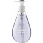 The advantage of this soap is not only a fantastic scent, but also an appearance that will fit into any bathroom color.