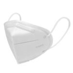 A respirator with a protective filter traps viruses, bacteria, aerosols, dust and smog particles, carcinogenic, radioactive particles or pollen. These particulate filter half masks provide 360 ​​° protection and have a four-layer filtration system that ensures 99.9% of droplets are captured by the filter. The integrated, adjustable nose clip allows you to put on the mask and easily adapt it to your face shape. It also features comfortable elastic ear straps and breathable fabric that is gentle on the skin for maximum comfort during extended wear.