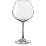 Red wine glass made of clear lead-free blown crystal glass.