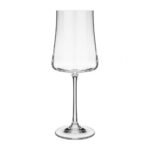 Despite their bold design, XTRA glasses excel in all aspects needed for a maximum tasting wine experience.