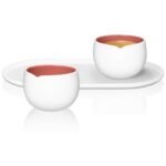 This set of two espresso cups (approx. 80ml) and an elongated tray turns every coffee moment into a small ritual.