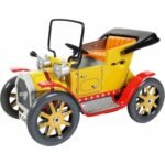 <p>Tin toys</p>