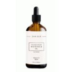 <p>Moringa oil 100 ml, Moringa oleifera<br />100% natural, no chemical processing. Morning oil is great for very dry, acne-prone skin.<br />It has excellent emollient and moisturizing properties. Helps fight wrinkles.<br />The oil is also suitable for the care of dry, broken hair, which promotes its regeneration.<br />100% pure and organic<br />Cold pressed<br />Goods from India</p>