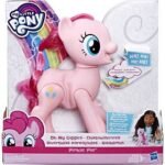 <p>Figurines with a surprise</p>